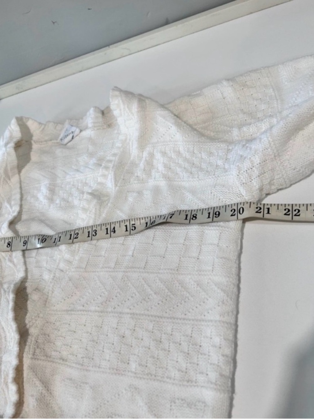 Chic. HONOR cardigan white V-neck Knit Button Cardigan - Picture 7 of 16